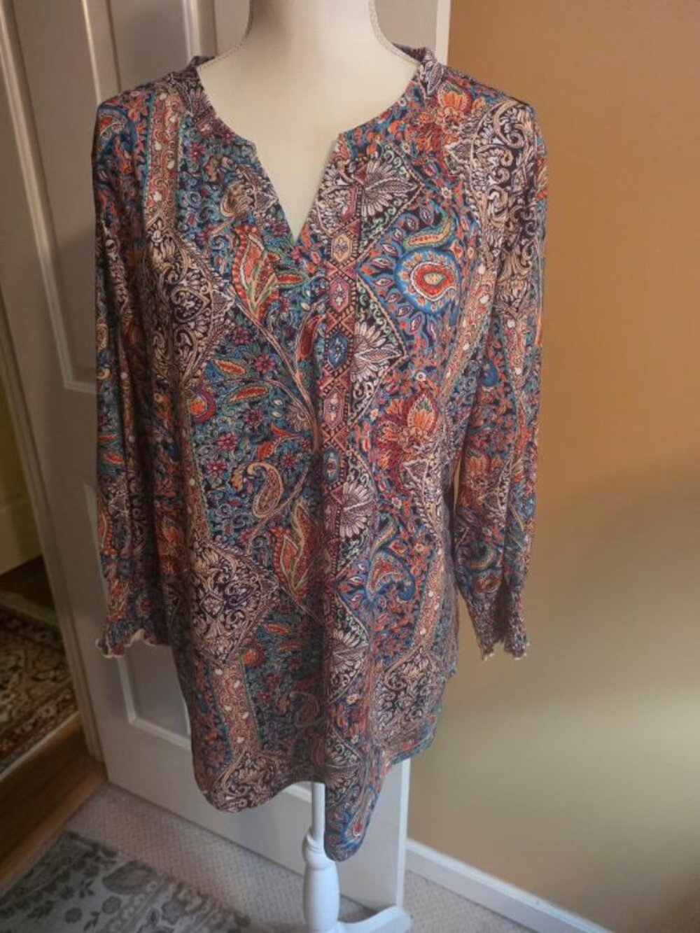 Long-sleeved Paisley Blouse XL